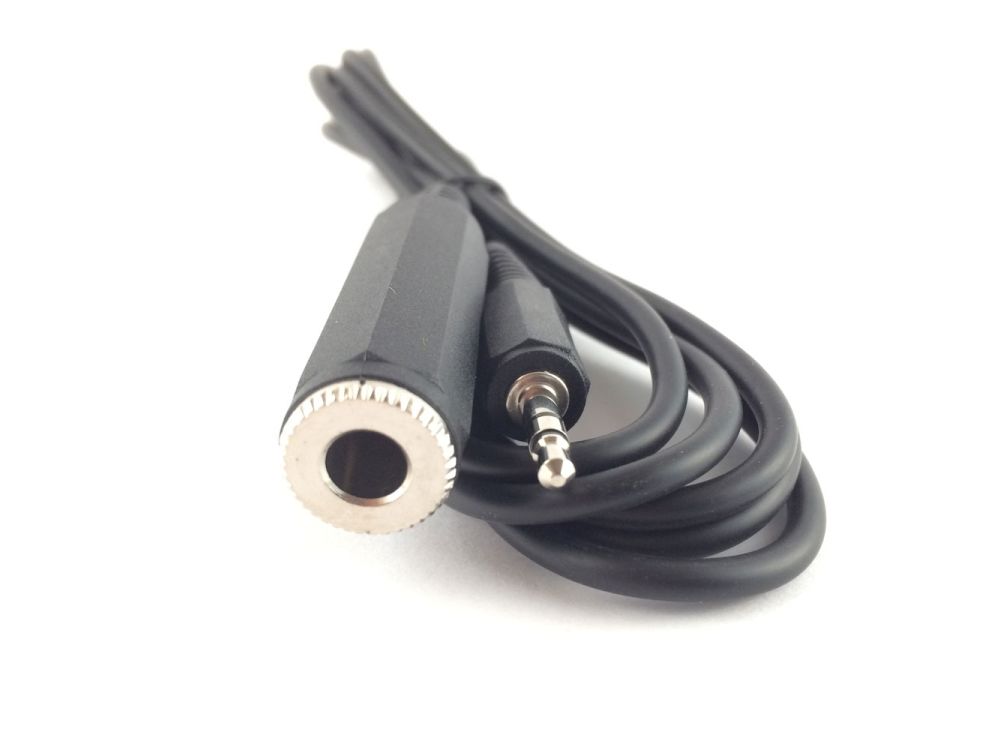 6.35mm socket to 3.5mm jack plug extension cable - 0.5m